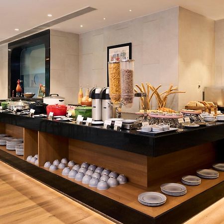 Golden Tulip Vagator Goa Hotel Luaran gambar